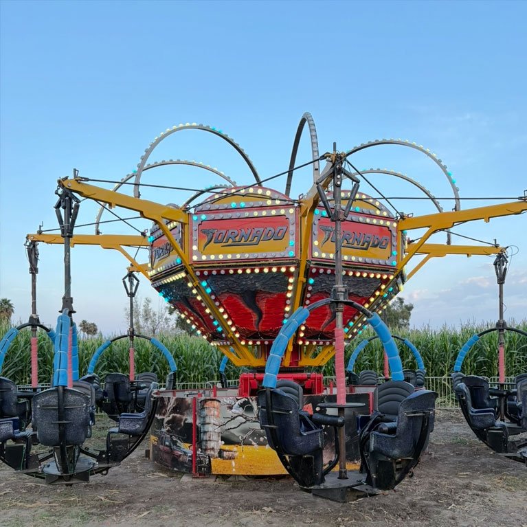 Tornado Ride
